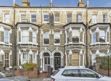 Properties to let in Mayflower Road - SW9 9JY view1