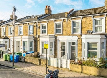 Properties let in Meeting House Lane - SE15 2UN view1