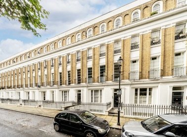 Properties to let in Milner Square - N1 1TW view1