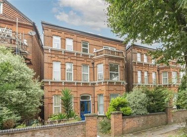 Properties let in Minster Road - NW2 3RA view1