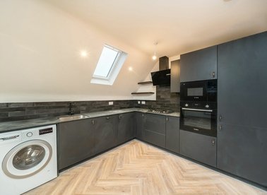 Properties to let in Mitcham Road - SW17 9NG view1