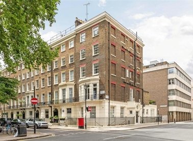 Properties to let in Montagu Square - W1H 2LJ view1