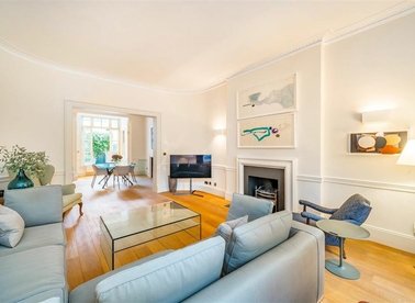 Properties to let in Montagu Square - W1H 2LA view1