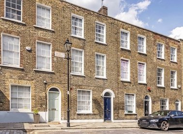 Properties let in Moon Street - N1 0QU view1