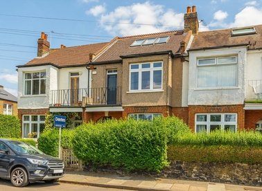 Properties let in Moor Mead Road - TW1 1JS view1