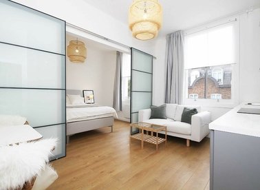 Properties let in Moore Park Road - SW6 2HH view1