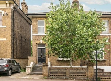 Properties to let in Morley Road - SE13 6DF view1