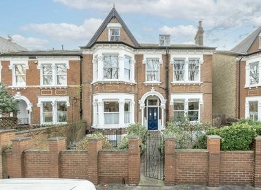 Properties to let in Mount Nod Road - SW16 2LP view1