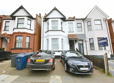 Properties let in Mount Road - NW4 3PU view1