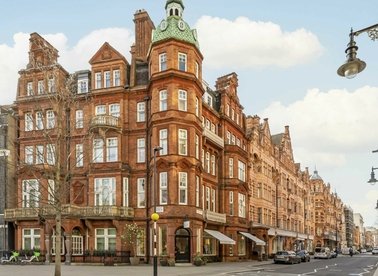 Properties to let in Mount Street - W1K 3NY view1