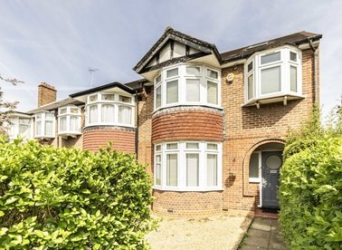 Properties to let in Mulgrave Road - W5 1LF view1