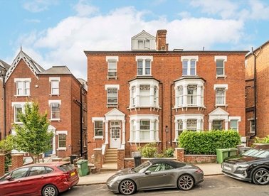 Properties let in Nassington Road - NW3 2TX view1