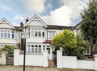 Properties to let in Netheravon Road South - W4 2PZ view1