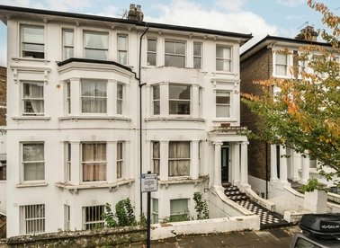 Properties let in Netherwood Road - W14 0BQ view1