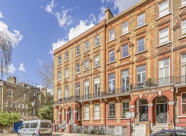 Properties let in Nevern Square - SW5 9PF view1