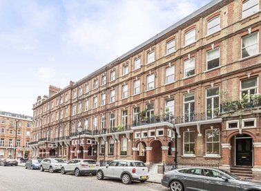 Properties to let in Nevern Square - SW5 9PE view1