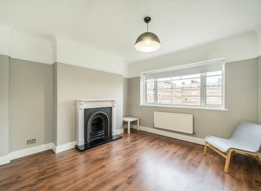 Properties to let in New Park Road - SW2 4LH view1