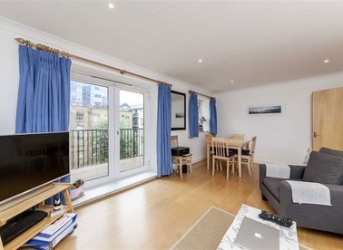 Properties to let in Newton Street - WC2B 5EN view1