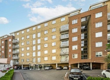 Properties let in North Bank - NW8 8UN view1