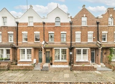 Properties let in North Hill Avenue - N6 4RJ view1
