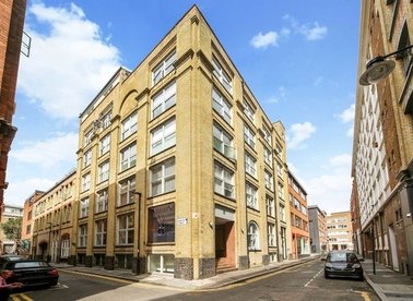 Properties to let in Northburgh Street - EC1V 0AY view1