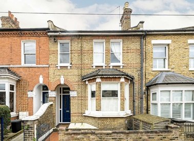 Properties let in Northcote Road - TW1 1PA view1