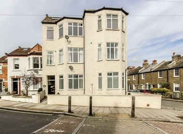 Properties to let in Oakhill Road - SW15 2QL view1