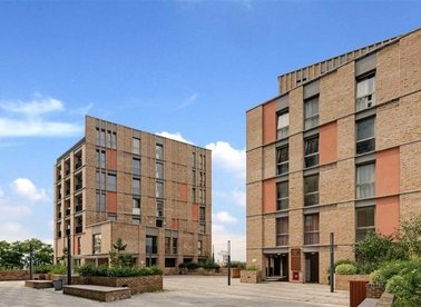 Properties to let in Oberman Road - NW10 1DT view1