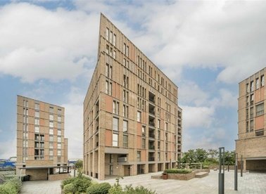 Properties to let in Oberman Road - NW10 1DT view1