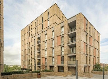 Properties to let in Oberman Road - NW10 1EF view1