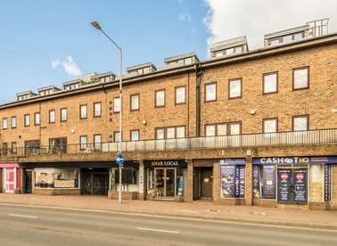 Properties to let in Old London Road - KT2 6QF view1