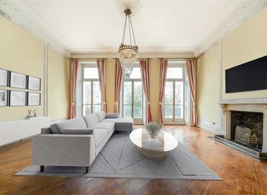 Properties to let in Onslow Gardens - SW7 3PY view1