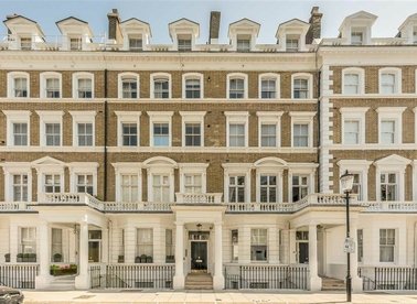 Properties to let in Onslow Gardens - SW7 3QB view1