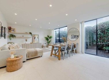 Properties to let in Oval Road - NW1 7EU view1