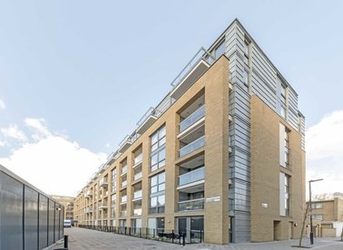 Properties let in Packington Square - N1 7FW view1