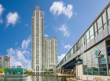 Properties to let in Pan Peninsula Square - E14 9HL view1