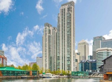 Properties to let in Pan Peninsula Square - E14 9HJ view1