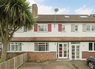 Properties let in Park Lane - TW11 0HY view1