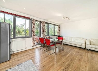 Properties to let in Park Village East - NW1 7QH view1