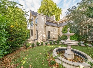 Properties to let in Park Village West - NW1 4AE view1