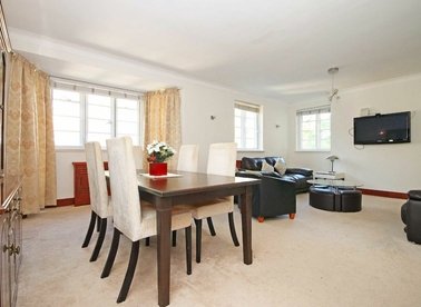 Properties to let in Pembroke Road - W8 6DE view1