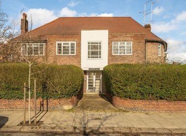 Properties to let in Pitshanger Lane - W5 1QH view1