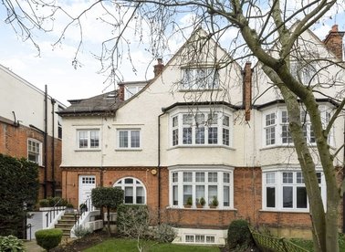 Properties to let in Platts Lane - NW3 7NP view1