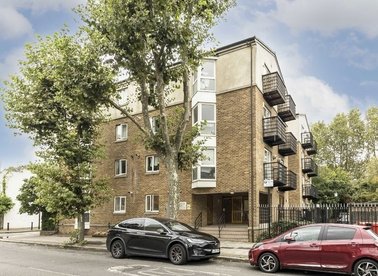 Properties to let in Plough Way - SE16 7AD view1