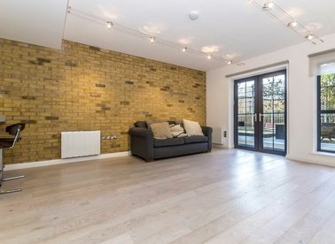 Properties let in Plumbers Row - E1 1EQ view1