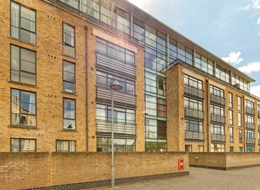 Point Wharf Lane, Brentford, TW8