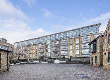 Properties to let in Point Wharf Lane - TW8 0EA view1