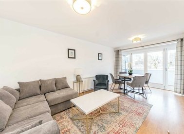 Properties let in Porchester Square - W2 6AU view1