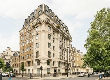 Properties to let in Portland Place - W1B 1QT view1