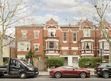 Prince Of Wales Drive, London, SW11